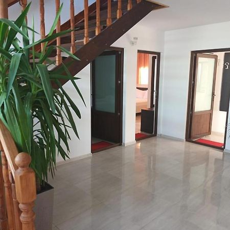 Hotel Vila Maranca Două Mai Esterno foto